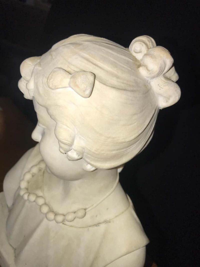 Signed 19th Century Marble Miniature Bust of a Young Girl Signed on Reverse - 12