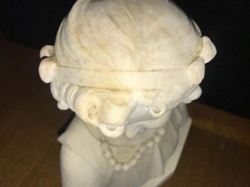 Signed 19th Century Marble Miniature Bust of a Young Girl Signed on Reverse - 4