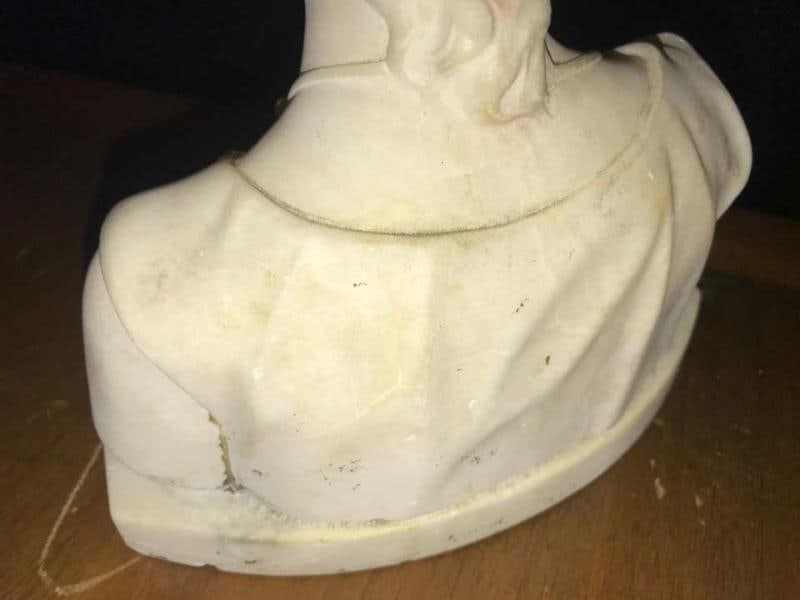 Signed 19th Century Marble Miniature Bust of a Young Girl Signed on Reverse - 8