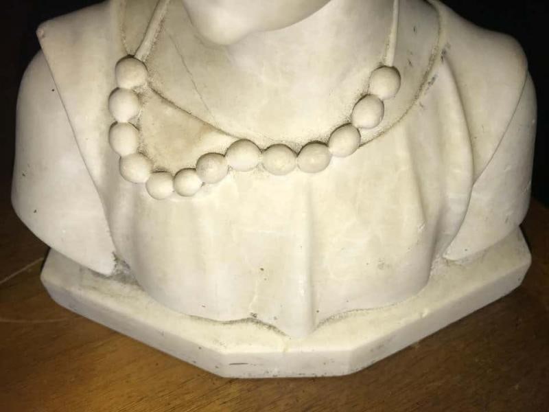 Signed 19th Century Marble Miniature Bust of a Young Girl Signed on Reverse - 9