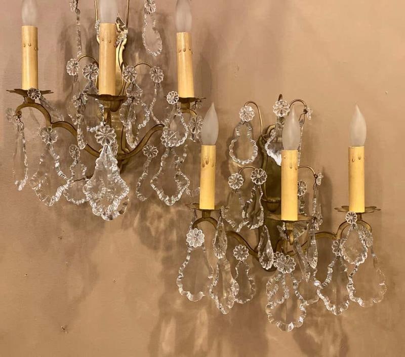 Gilt Bronze and Crystal Three-Light Wall Sconces French Early 20th Century, Pair - 2