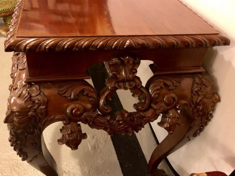 Custom Carved Console Table with Claw Feet and Carved Heads, circa 1940s - 2