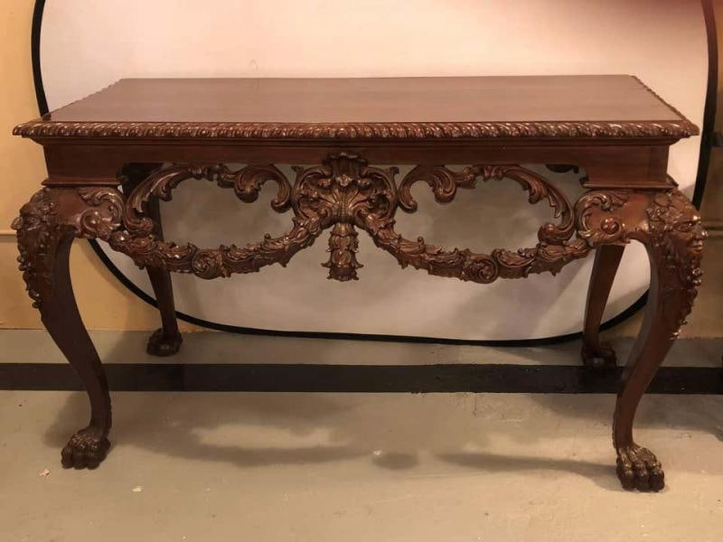 Custom Carved Console Table with Claw Feet and Carved Heads, circa 1940s - 3