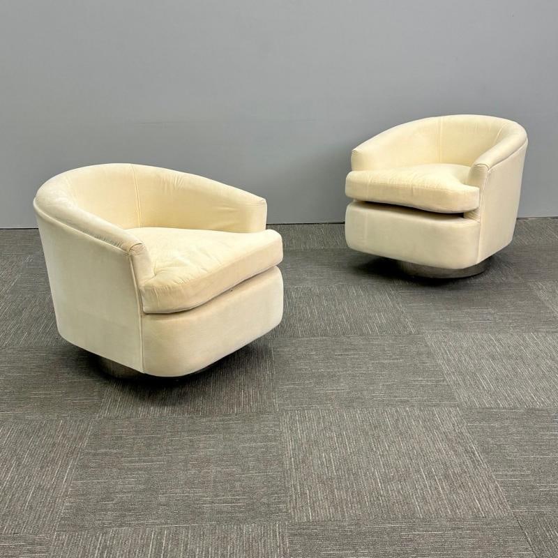Mid-Century Modern Milo Baughman Style Swivel Chairs, Chrome Base, Cream Velvet - 2