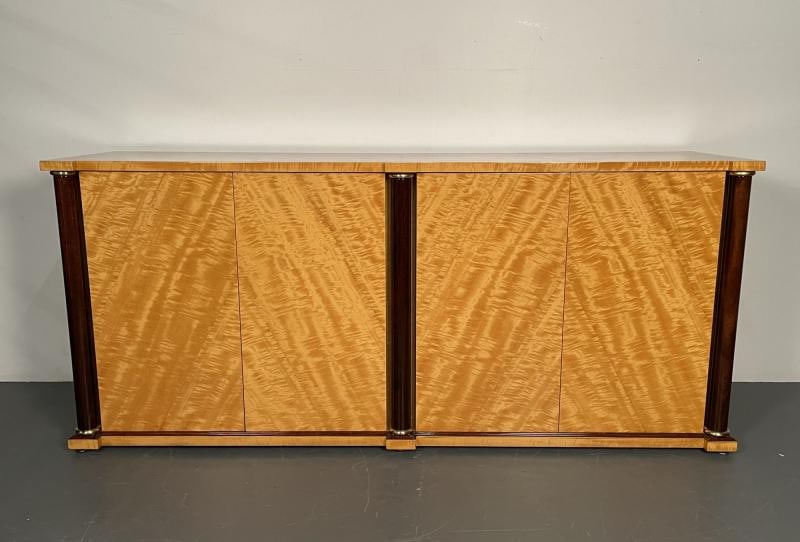 Important Mid-Century Modern Vladimir Kagan Sideboard / Buffet, Full Dining Set - 3