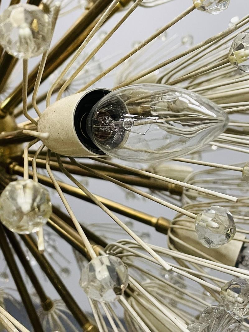 Pair of Mid-Century Modern Austrian Circular Chandeliers, Brass and Glass, 1960s - 9