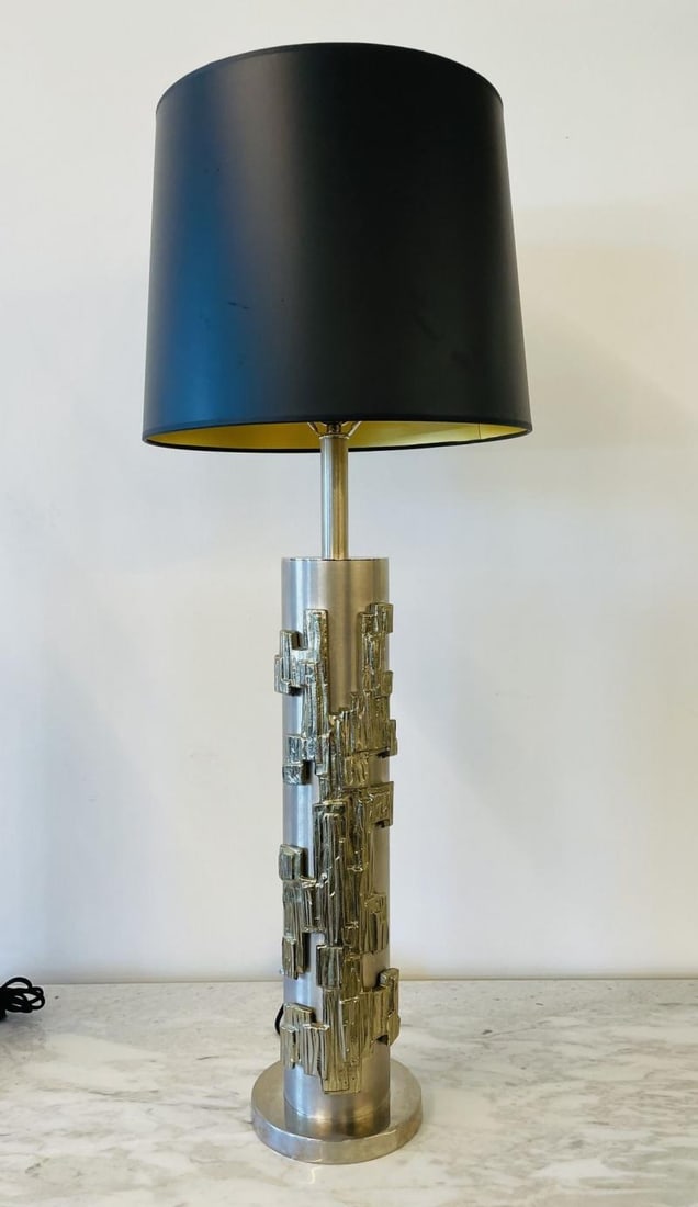 A Pair of Modernist Table Lamps, Brushed Nickel and Sculptural Metal, 1970s - 5