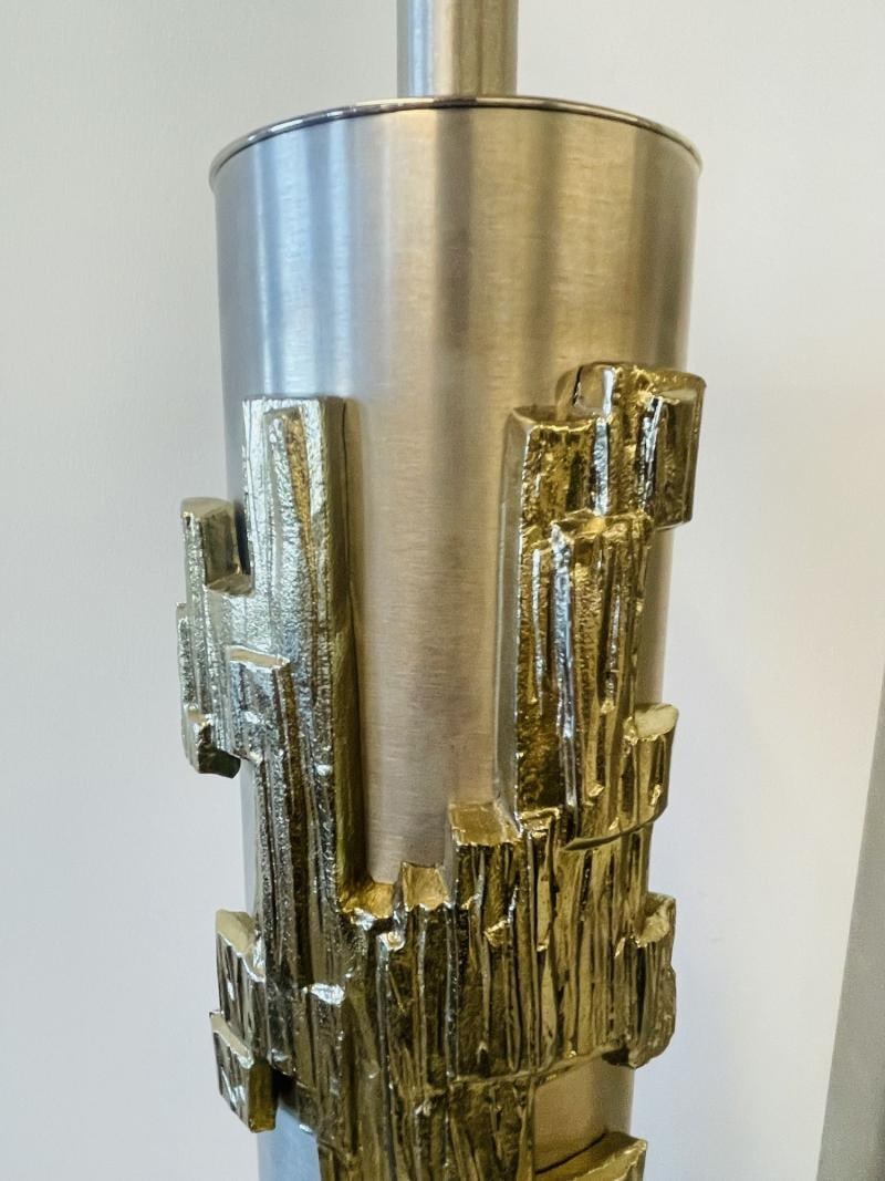 A Pair of Modernist Table Lamps, Brushed Nickel and Sculptural Metal, 1970s - 8