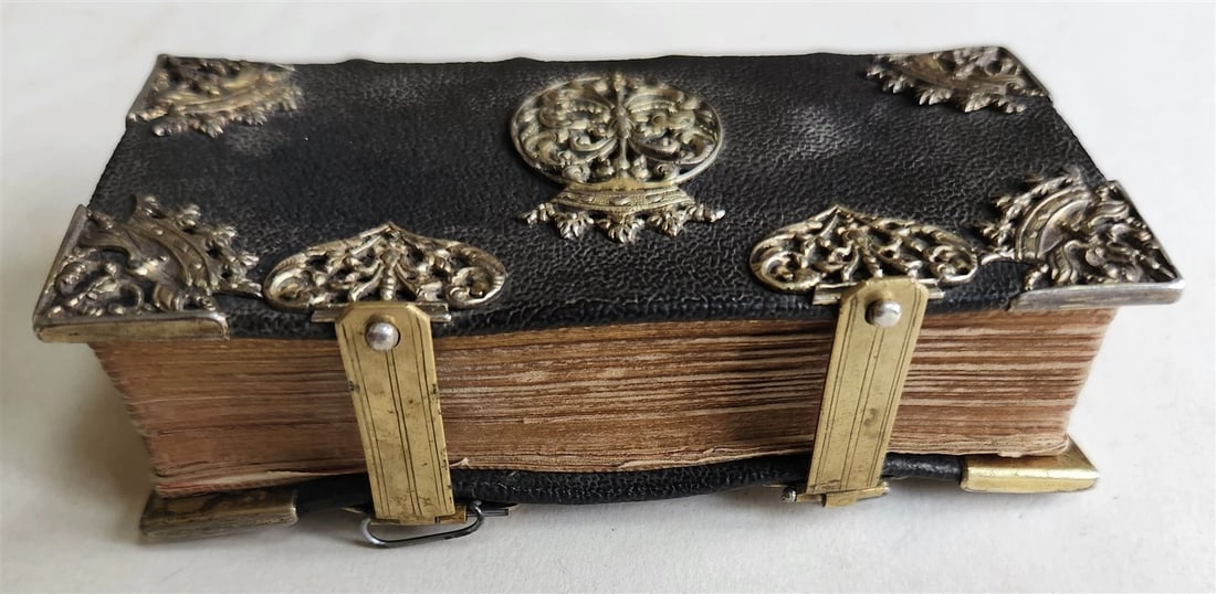 1684 BIBLE in ENGLISH NT w/ BOOK of COMMON PRAYER antique FINE BINDING (1 of 11)