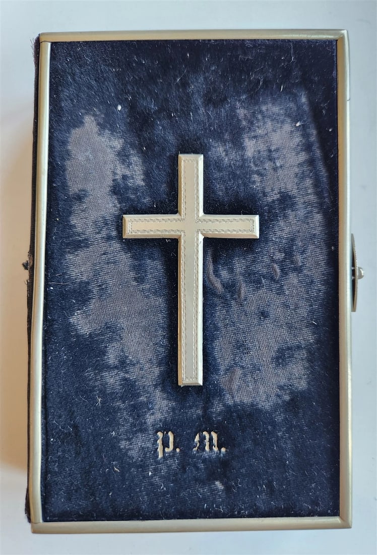 1853 GERMAN HYMNAL antique VELVET BINDING w/ APPLIED CROSS & BRASS EDGES - 3