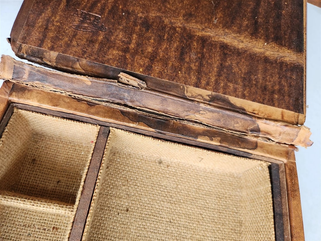 BOOK SHAPED CONTAINER vintage BOX LEATHER OVER WOOD - 5