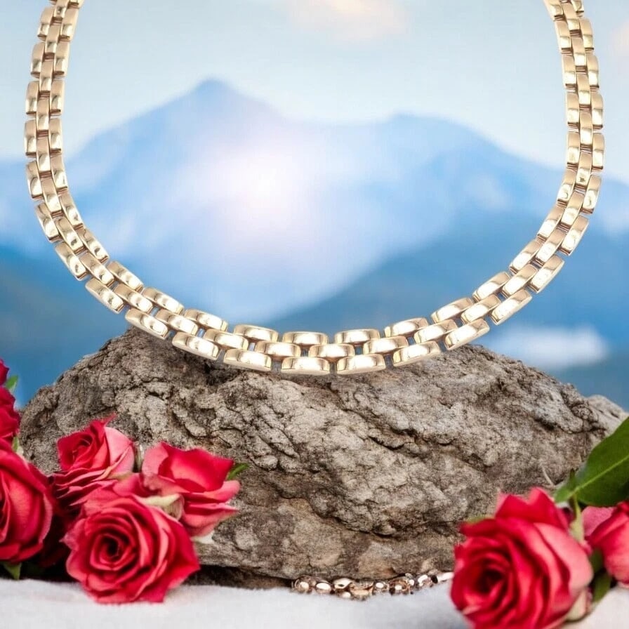 Authentic! Cartier 3 Row Maillon Panther Panthere 18k Yellow Gold Link Necklace - 2