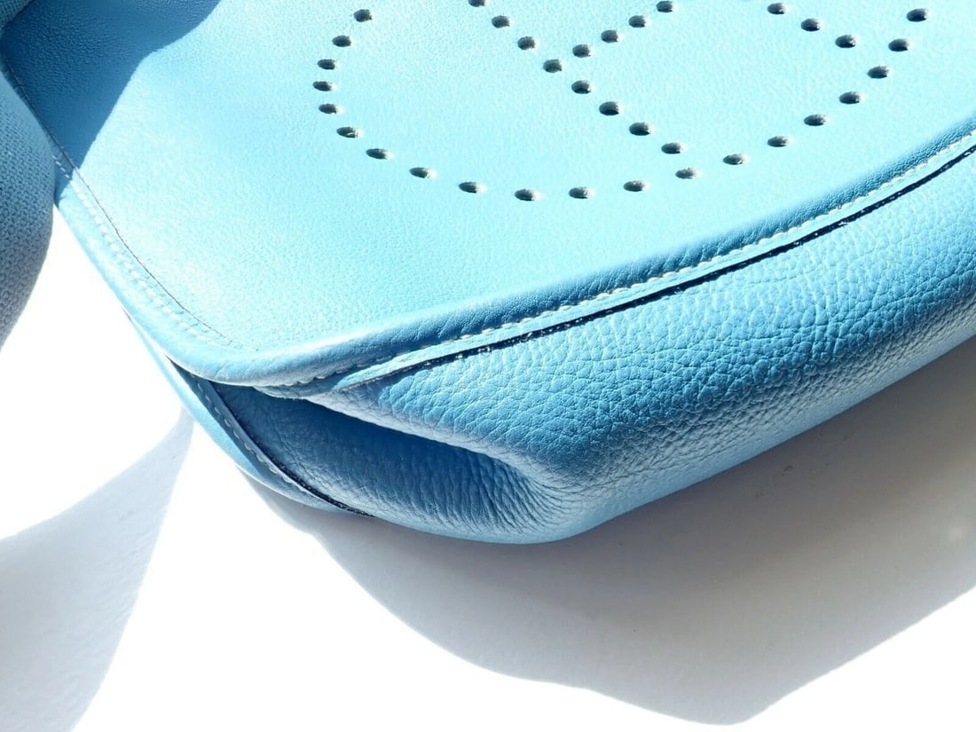 Authentic! Hermes Evelyne Blue Jean Courchevel GM Handbag Purse Gold Hardware - 3