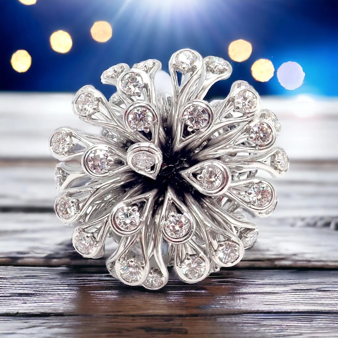 Authentic! Christian Dior 18k White Gold 6.5ct Diamond Large Flower Ring - 3