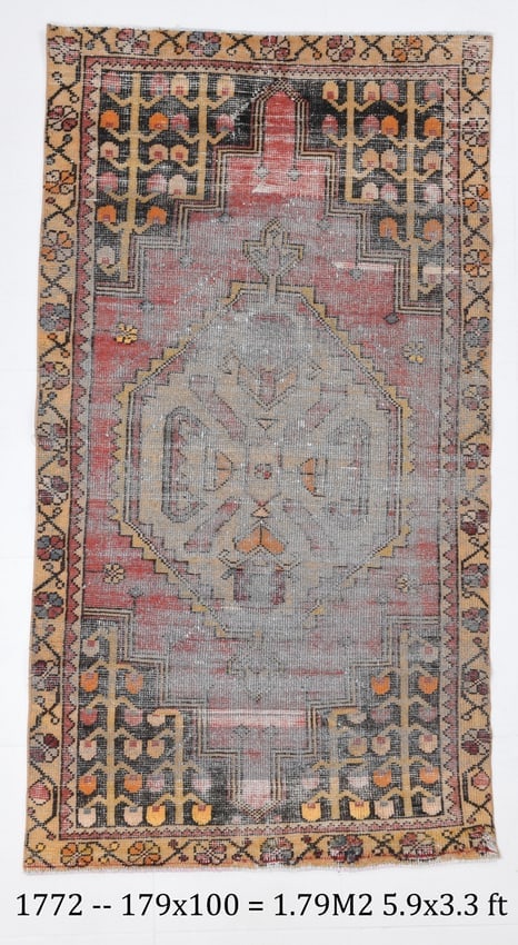 3'3'' x 5'10'' Handmade Vintage Wool Rug - 1772 (1 of 19)