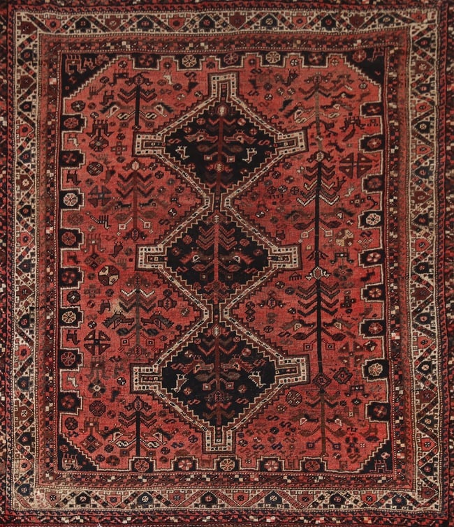 Antique Tribal Qashqai Persian Rug 5x6: Title: Antique Tribal Qashqai Persian Rug 5x6Description:A Beautiful Genuine Iran ( Persia ) Qashqai rug is Hand Knotted by skillful weavers in Iran ( Persia ) with 100% Wool Material. This rug is in