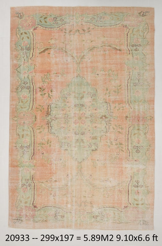 6'5'' x 9'9'' Handmade Vintage Wool Rug - 20933 (1 of 20)