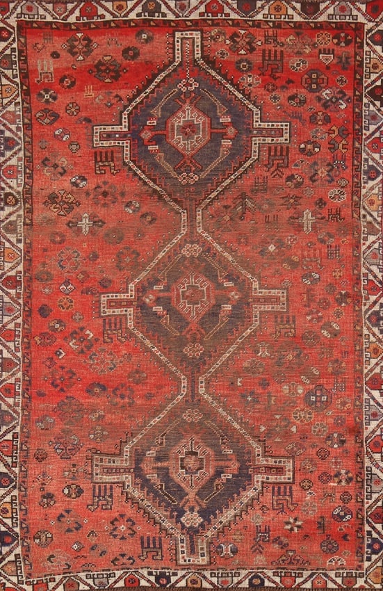 Antique Wool Shiraz Persian Rug 5x7: Title: Antique Wool Shiraz Persian Rug 5x7 Description:A Beautiful Genuine Iran ( Persia ) Shiraz rug is Hand Knotted by skillful weavers in Iran ( Persia ) with 100% Wool Material. This rug is in Ver