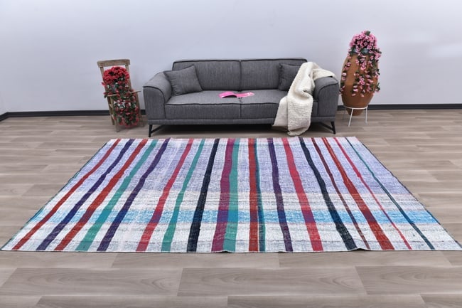 6'3'' x 9'6'' Decorative Vintage Rug - 241289 (1 of 15)