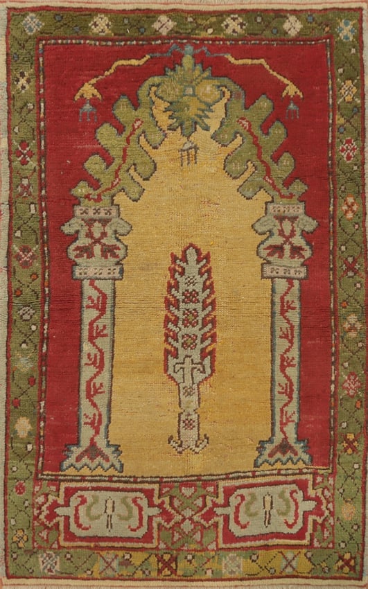 Antique Vegetable Dye Oushak Turkish Rug 3x5: Title: Antique Vegetable Dye Oushak Turkish Rug 3x5Description:A Beautiful Genuine Turkey Oushak rug is Hand Knotted by skillful weavers in Turkey with 100% Wool Material. This rug is in Very Good (