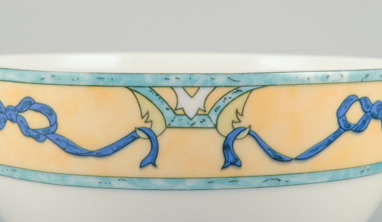 Villeroy & Boch, Luxembourg, set of three "Castellina" porcelain bowls. Late 20th century. - 4