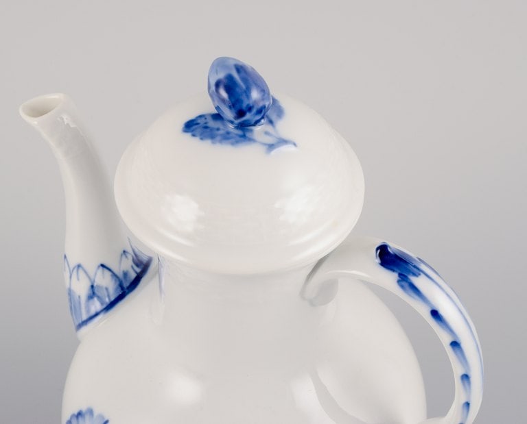 Royal Copenhagen, Blue Flower Braided, coffee pot. - 5