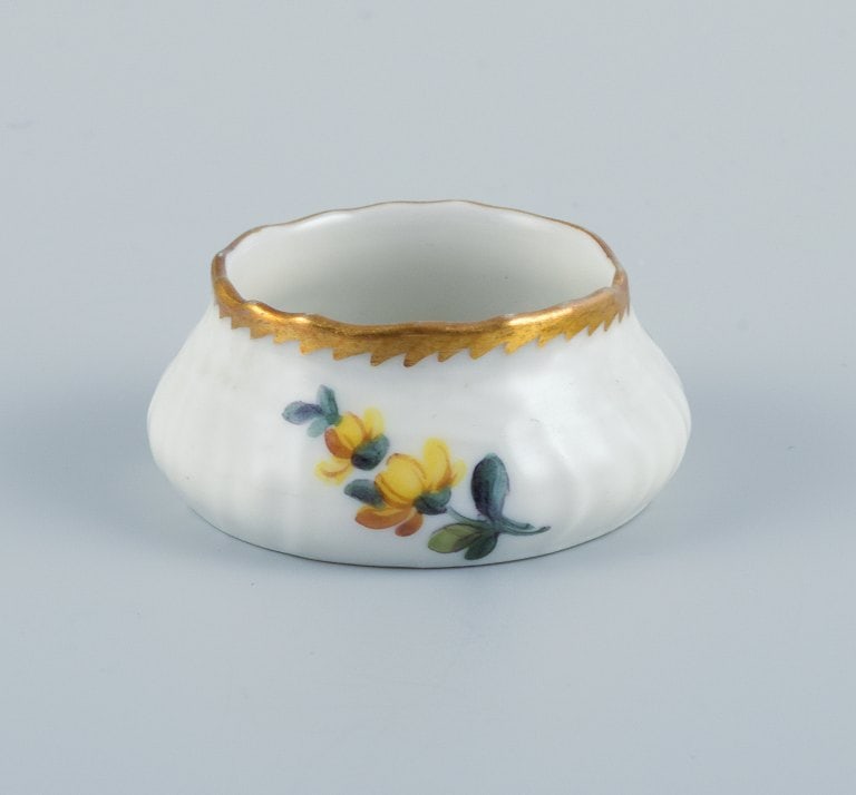 Royal Copenhagen, Saxon Flower. A set of four salt jars, hand painted with flowers and gold edge. - 2