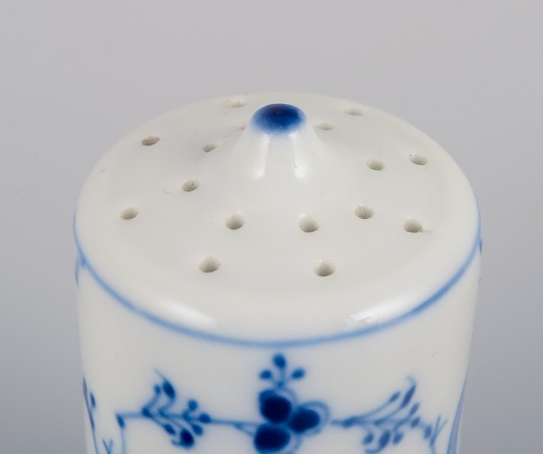 Bing & Grondahl, a pair of salt shakers, Blue Fluted Plain. - 4