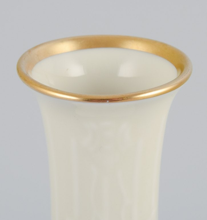 Rosenthal, Germany. "Sanssouci", cream colored vase decorated with figures and gold decoration. - 6