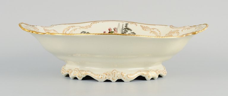 Rosenthal, Germany. "Sanssouci", large oval cream colored bowl decorated with flowers and gold - 2