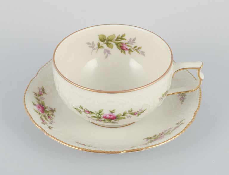 Rosenthal, Germany. "Sanssouci", four cream colored teacups with saucers decorated with flowers and - 4