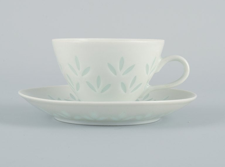 Friedl Holzer-Kjellberg (1905-1993) for Arabia. Three sets of Arabia mocha cups and saucers in rice - 4