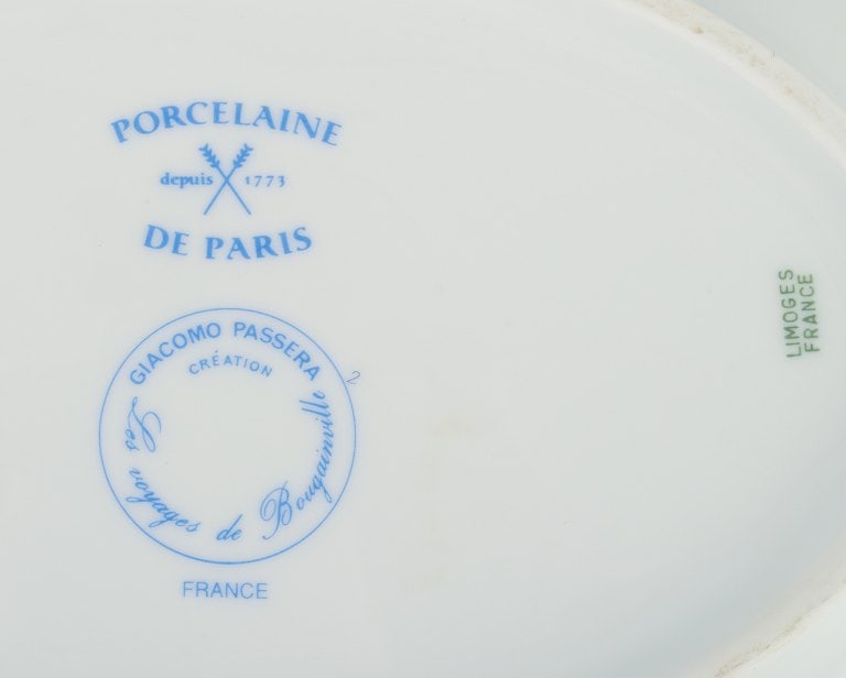 Giacomo Passera for Porcelaine de Paris - "Les voyages de Bougainville". A large oblong dish and a - 6