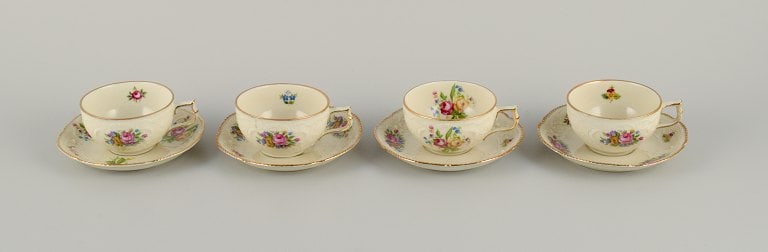 Rosenthal, Germany, "Sanssouci". Four mocha cups with saucers decorated with flowers and gold. - 2