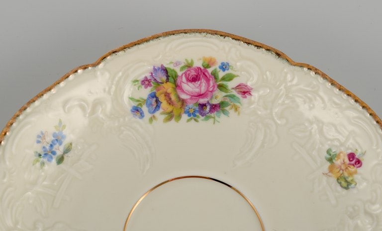 Rosenthal, Germany, "Sanssouci". Four mocha cups with saucers decorated with flowers and gold. - 6