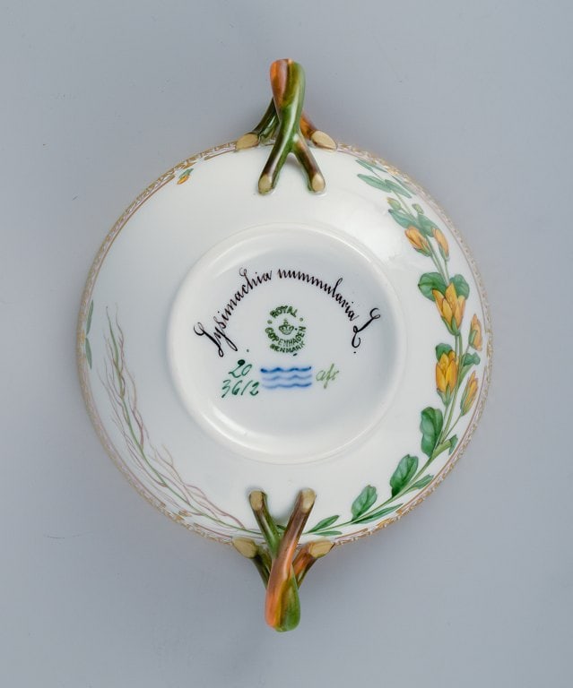 Royal Copenhagen Flora Danica boullion cup with saucer in hand-painted porcelain with branch-shaped - 6