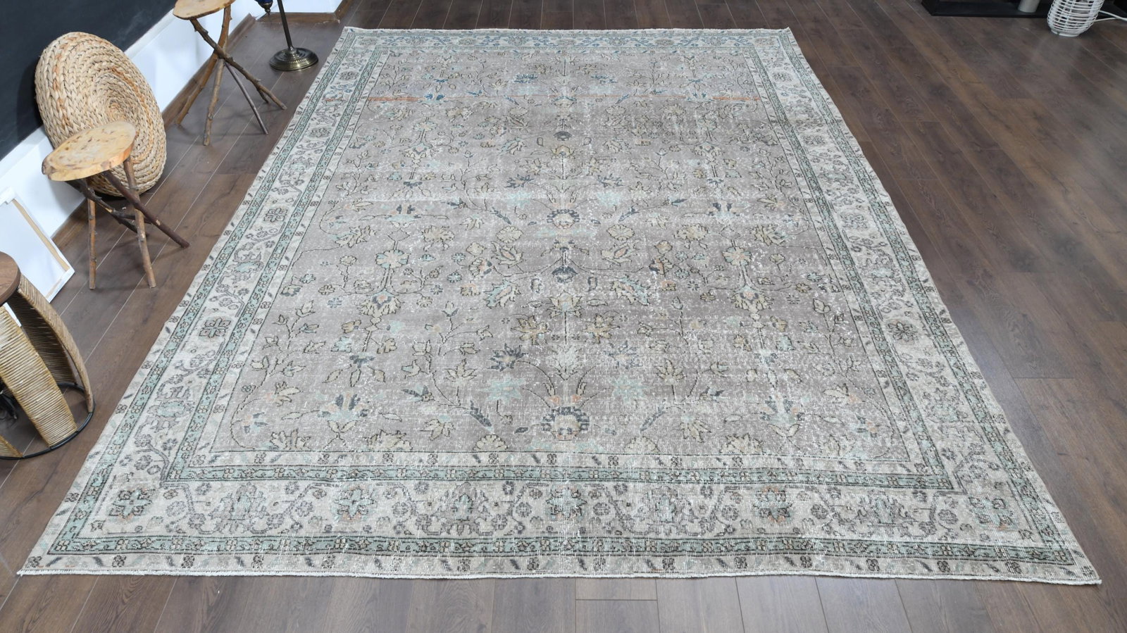 8'5x11'8 ft, BROWN OVERSIZED RUG: Title: 8'5x11'8 ft, BROWN OVERSIZED RUG Description: This Turkish one-of-a-kind Anatolian Vintage Rug is hand-knotted and handwoven by the most skilled artisans who use pure wool, in muted, natural to