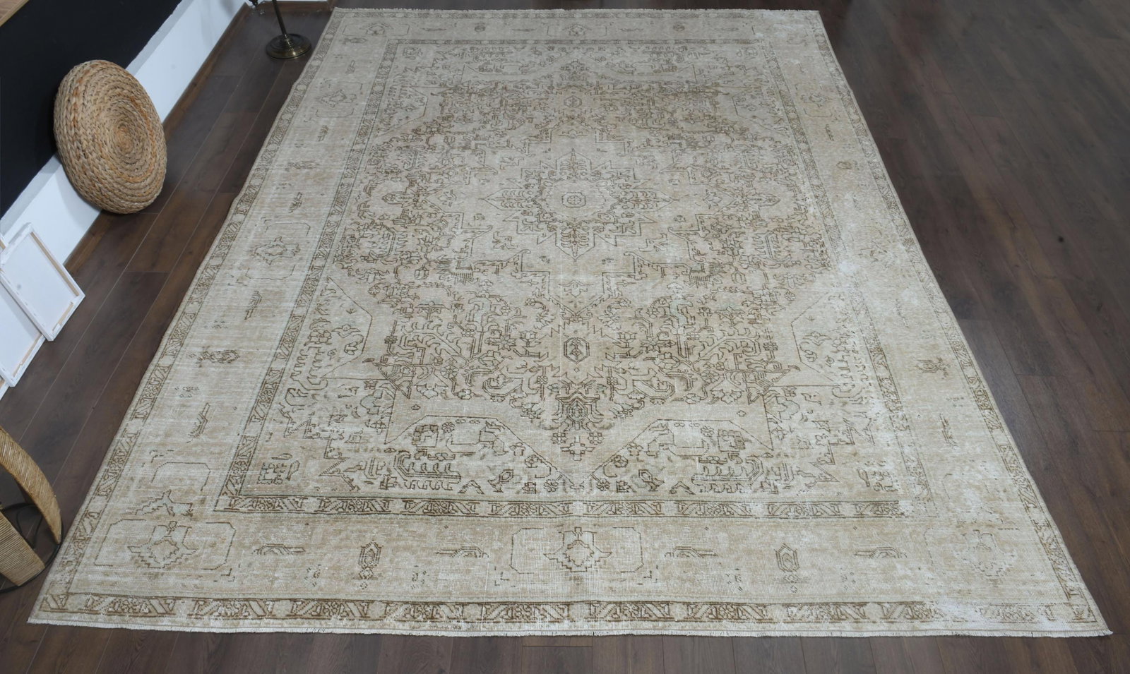 9'7x12'4 ft, NEUTRAL PERSIAN RUG: Title: 9'7x12'4 ft, NEUTRAL PERSIAN RUG Description: This Turkish one-of-a-kind Anatolian Vintage Rug is hand-knotted and handwoven by the most skilled artisans who use pure wool, in muted, natural to