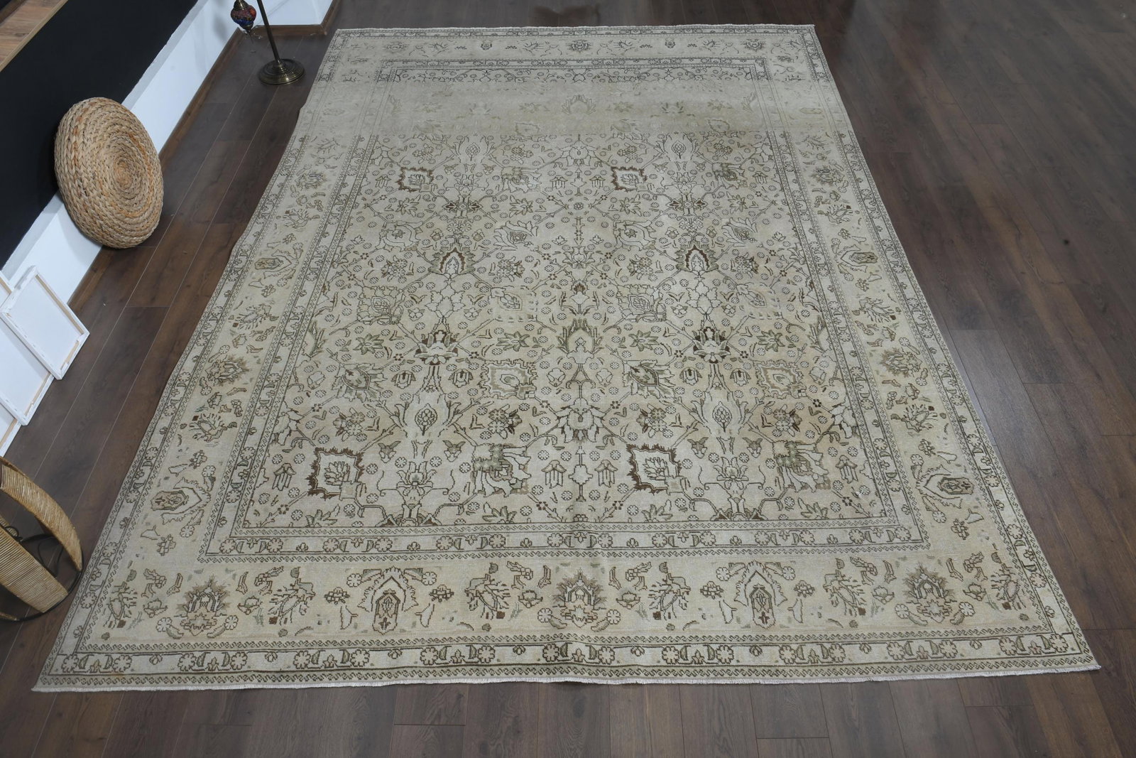 9'3x12'6 ft, OVERSIZED PERSIAN RUG: Title: 9'3x12'6 ft, OVERSIZED PERSIAN RUG Description: This Turkish one-of-a-kind Anatolian Vintage Rug is hand-knotted and handwoven by the most skilled artisans who use pure wool, in muted, natural