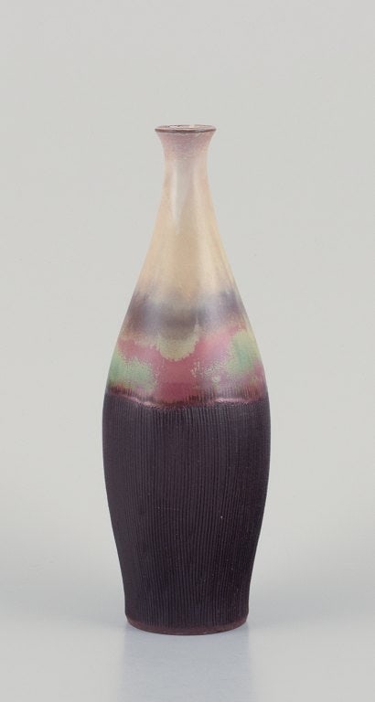 Sven Hofverberg, Swedish ceramist. Large and small unique ceramic vases. Multi-colored glaze. - 3
