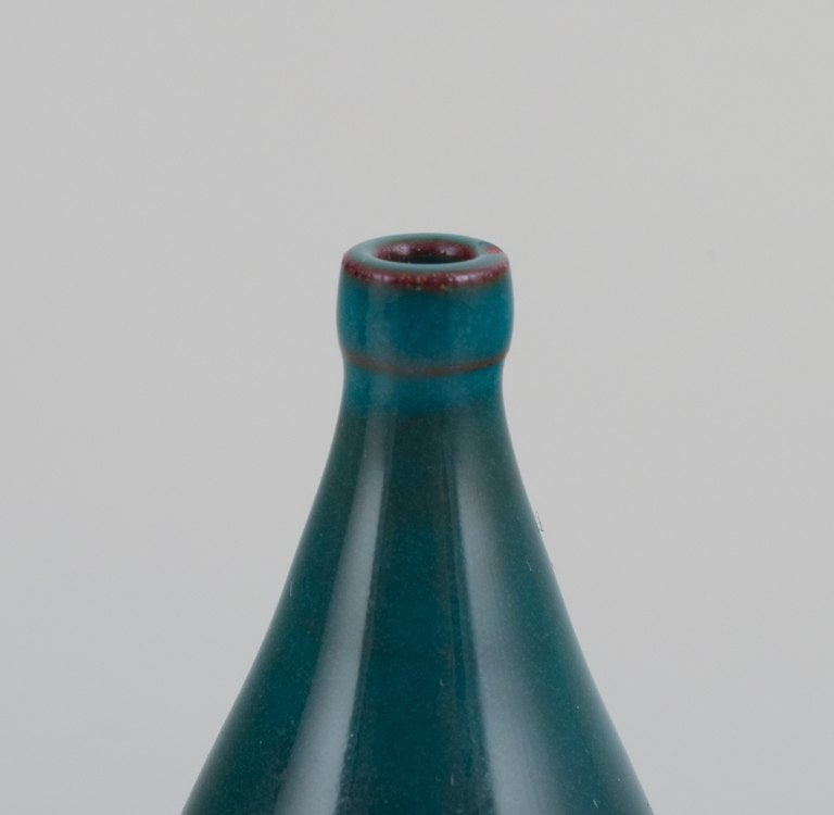 Sven Hofverberg, Swedish ceramist. Large and small unique ceramic vases. Multi-colored glaze. - 7