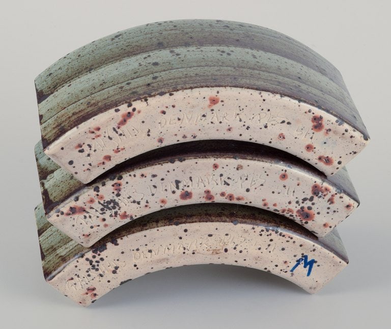 Per Linnemann-Schmidt (1912-1999) for Palshus, Denmark. Three rare ceramic vases. Glaze in earthy - 7