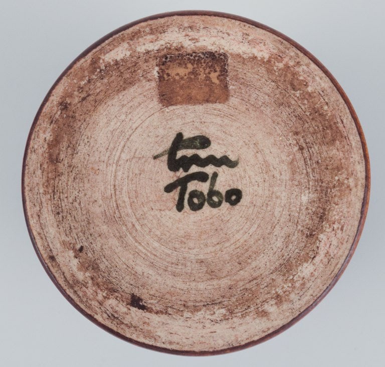 Ingrid and Erich Triller, Sweden. Unique ceramic vase decorated with brown toned glaze. - 4