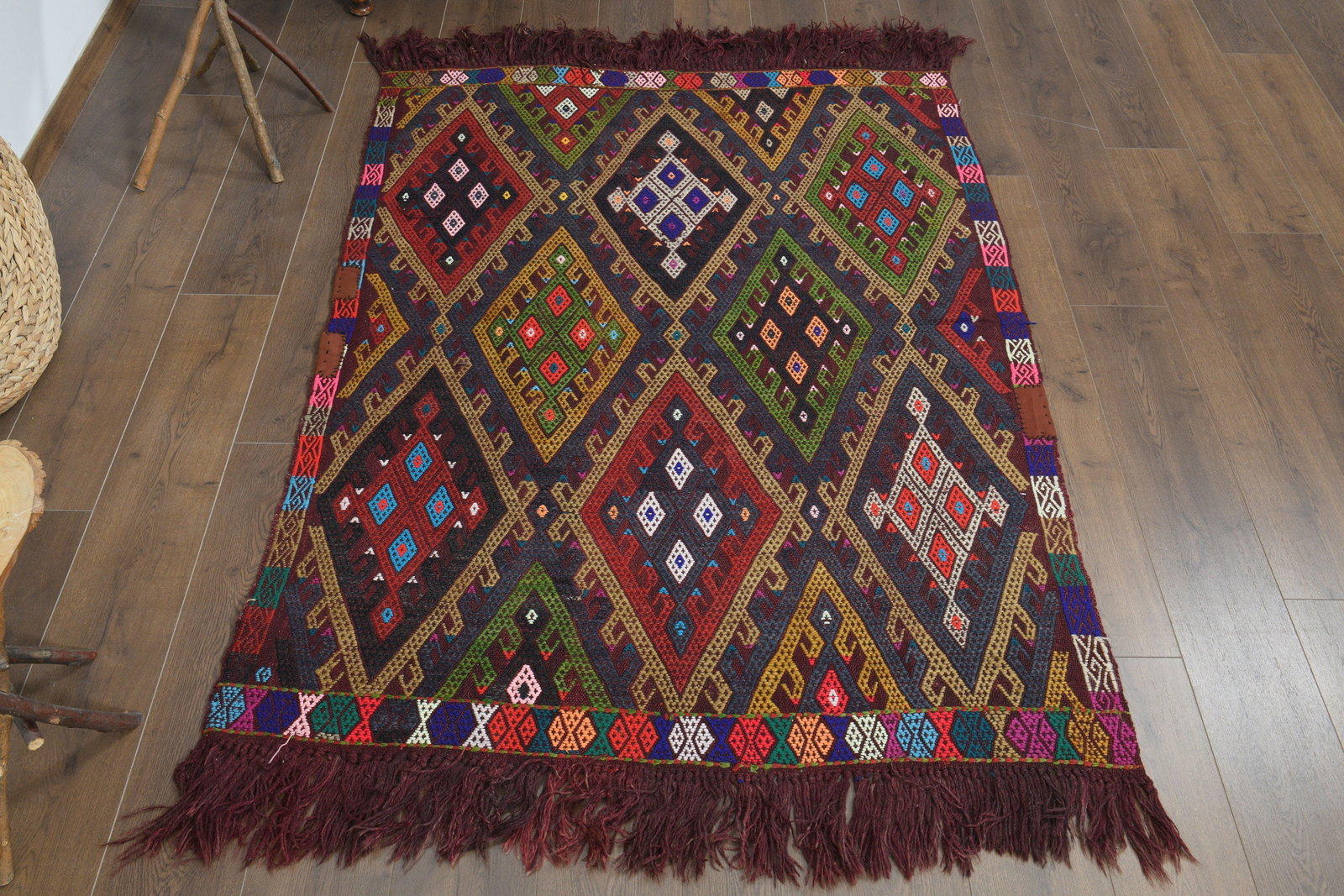 4'4x6 ft, Vintage Turkish Rug: Title: 4'4x6 ft, Vintage Turkish Rug Description: This Turkish one-of-a-kind Vintage Flatweave Kilim Rug is hand-knotted and handwoven by the most skilled artisans who use pure wool, in vibrant,