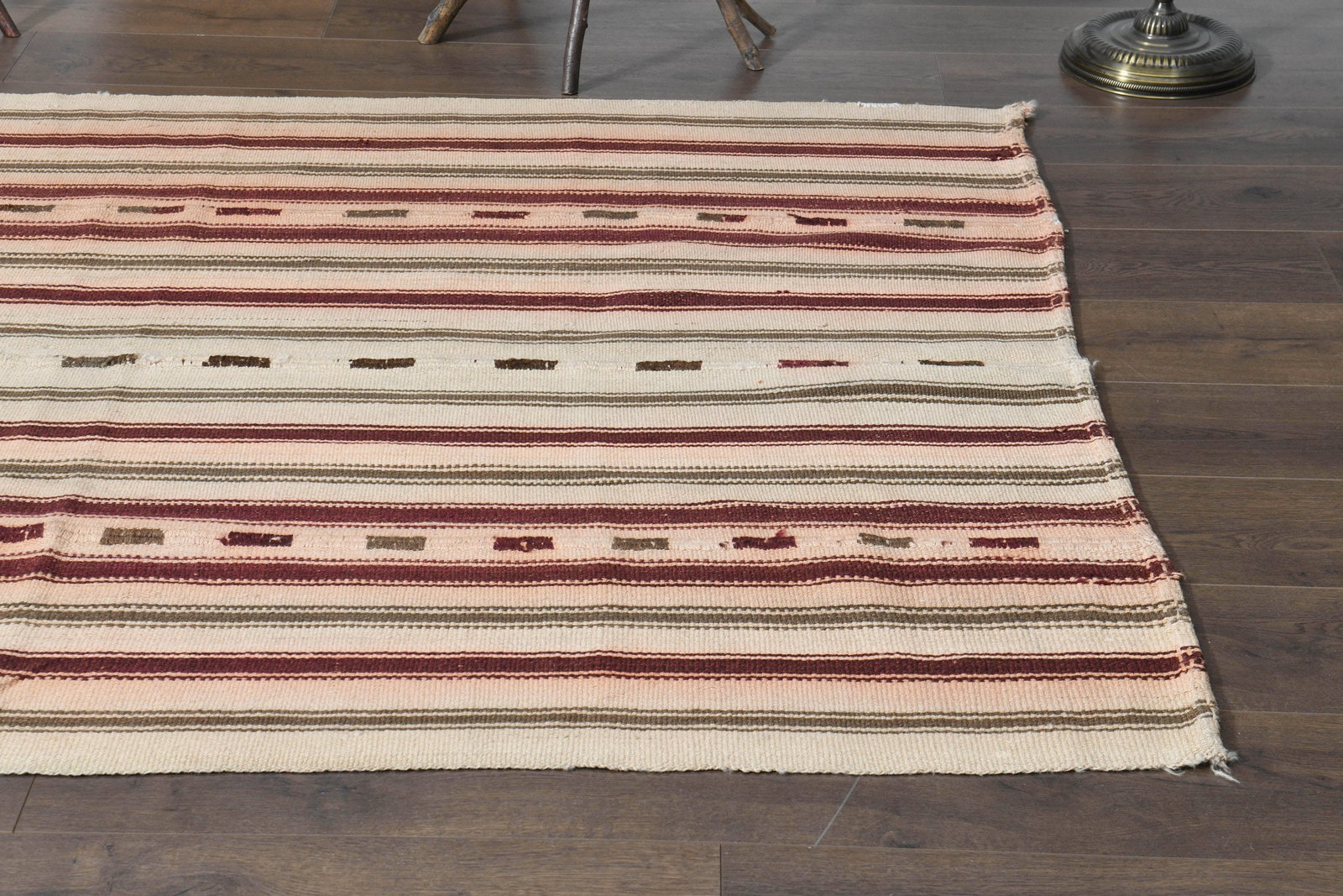 4'7x6'4 ft, BEIGE PINK RUG - 3