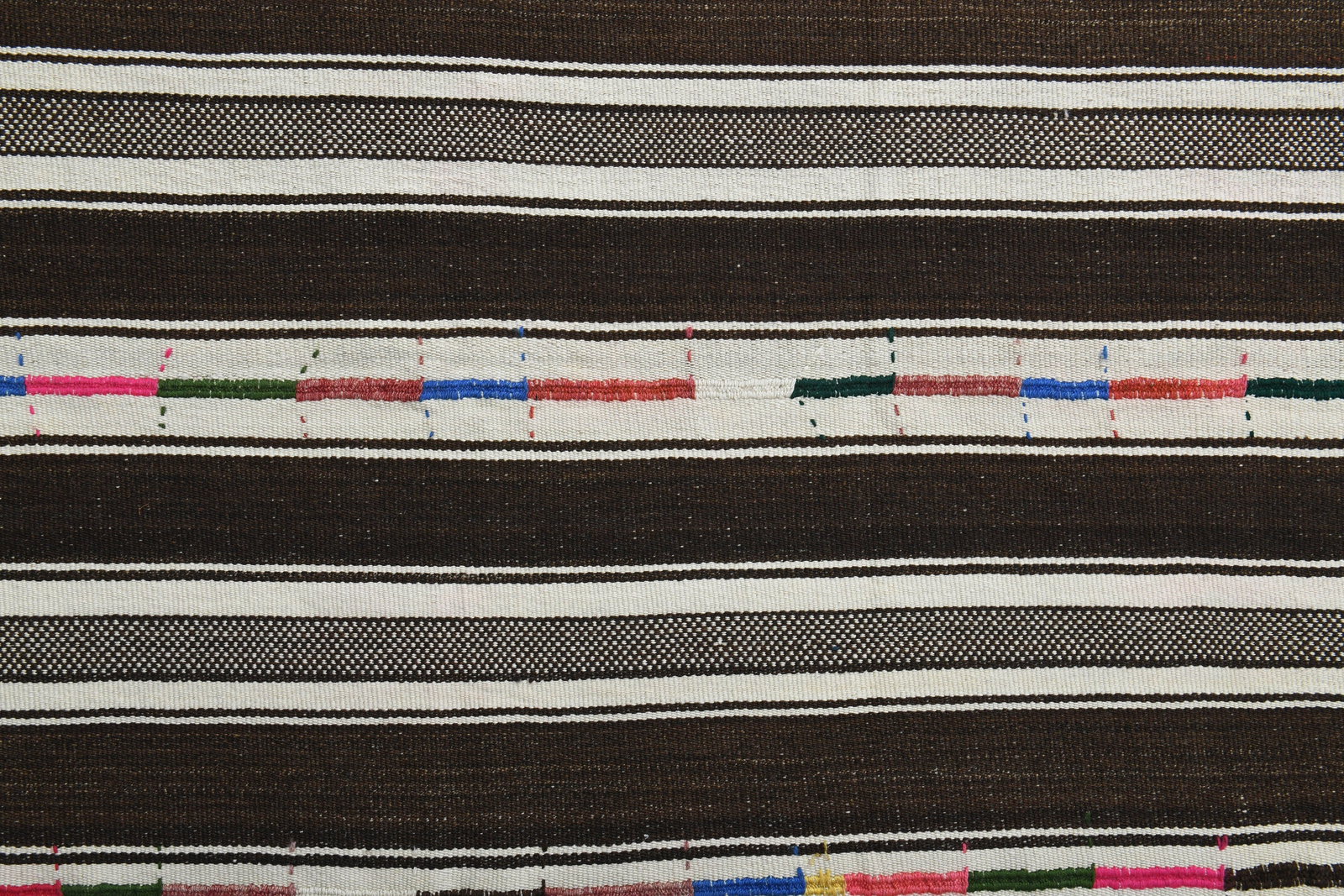 5'1x8'5 ft, BROWN BEIGE RUG - 8