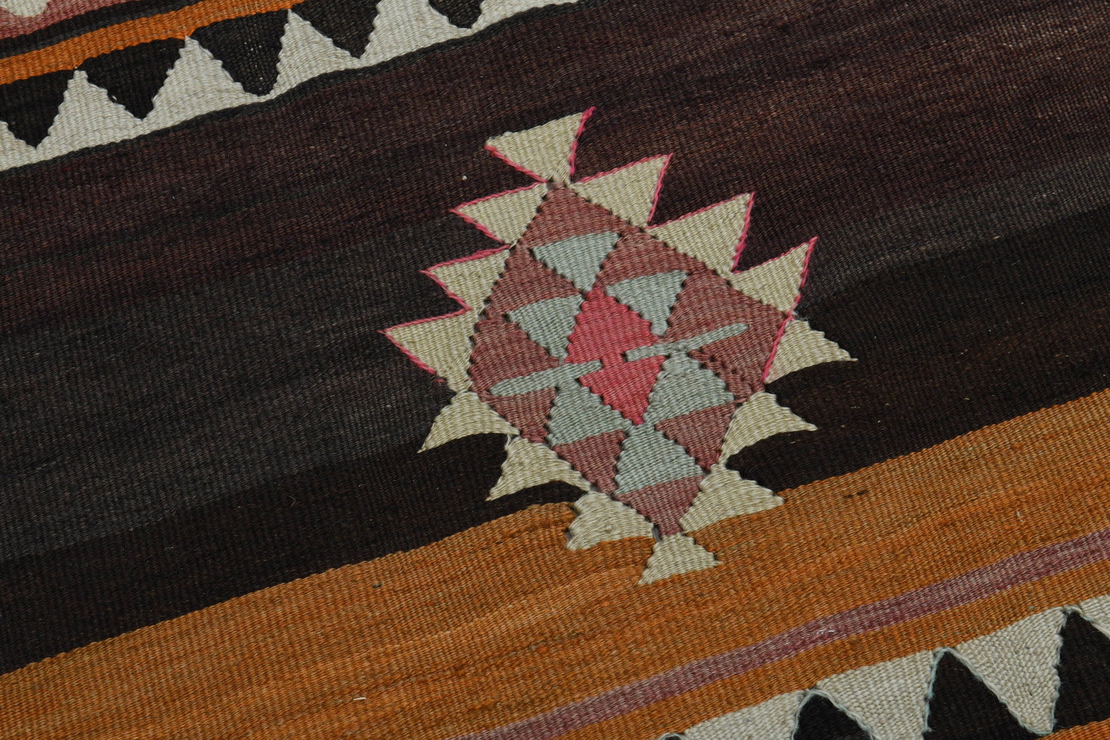 6'5x12'3 ft, TURKISH AREA RUG - 2