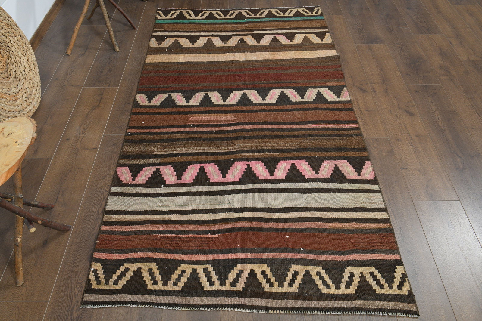 3'6x7 ft, BROWN PINK, KILIM: Title: 3'6x7 ft, BROWN PINK, KILIM Description: This Turkish one-of-a-kind Vintage Flatweave Kilim Rug is hand-knotted and handwoven by the most skilled artisans who use pure wool, in vibrant,