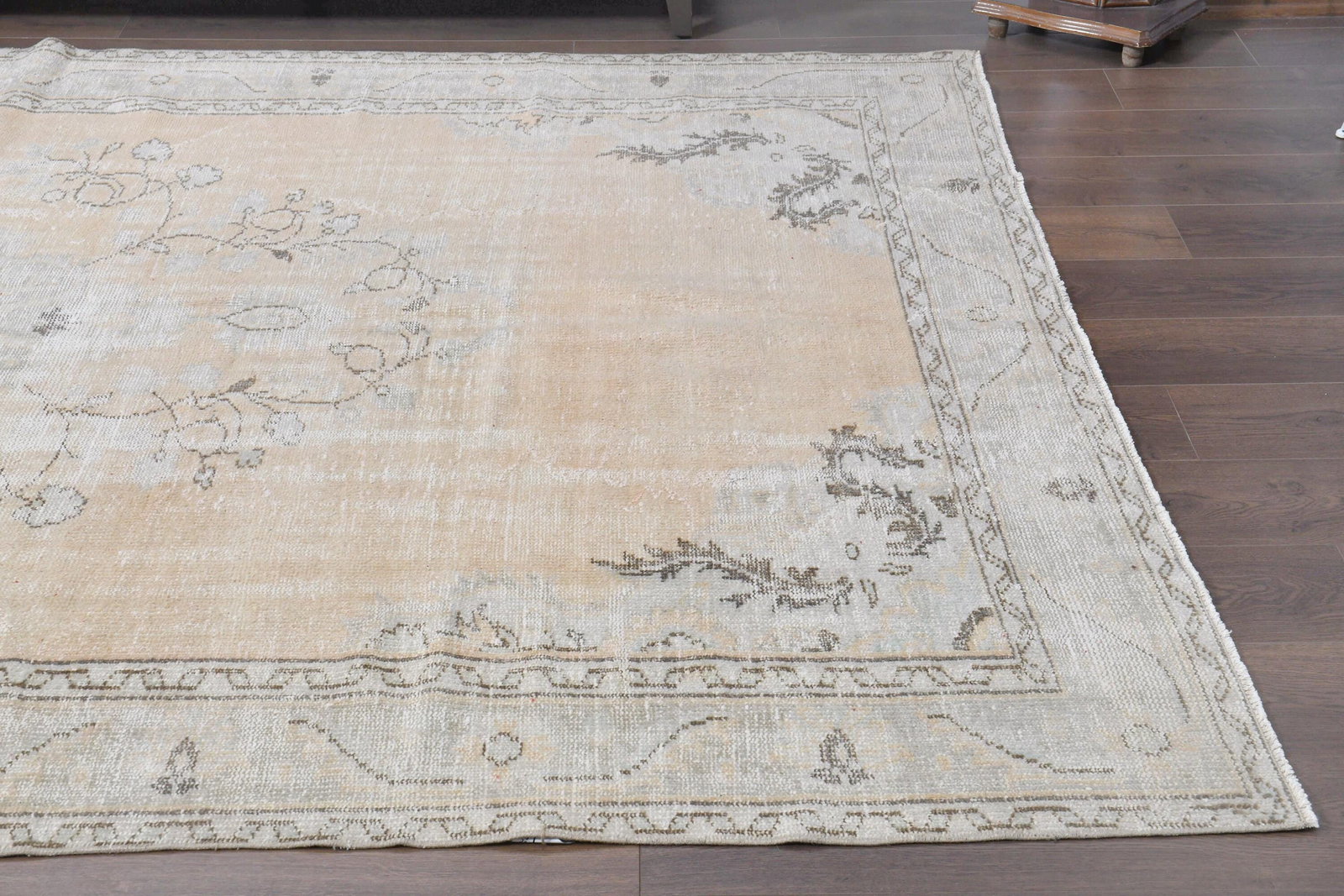 7'1x10'8 ft, VINTAGE AREA RUG - 3