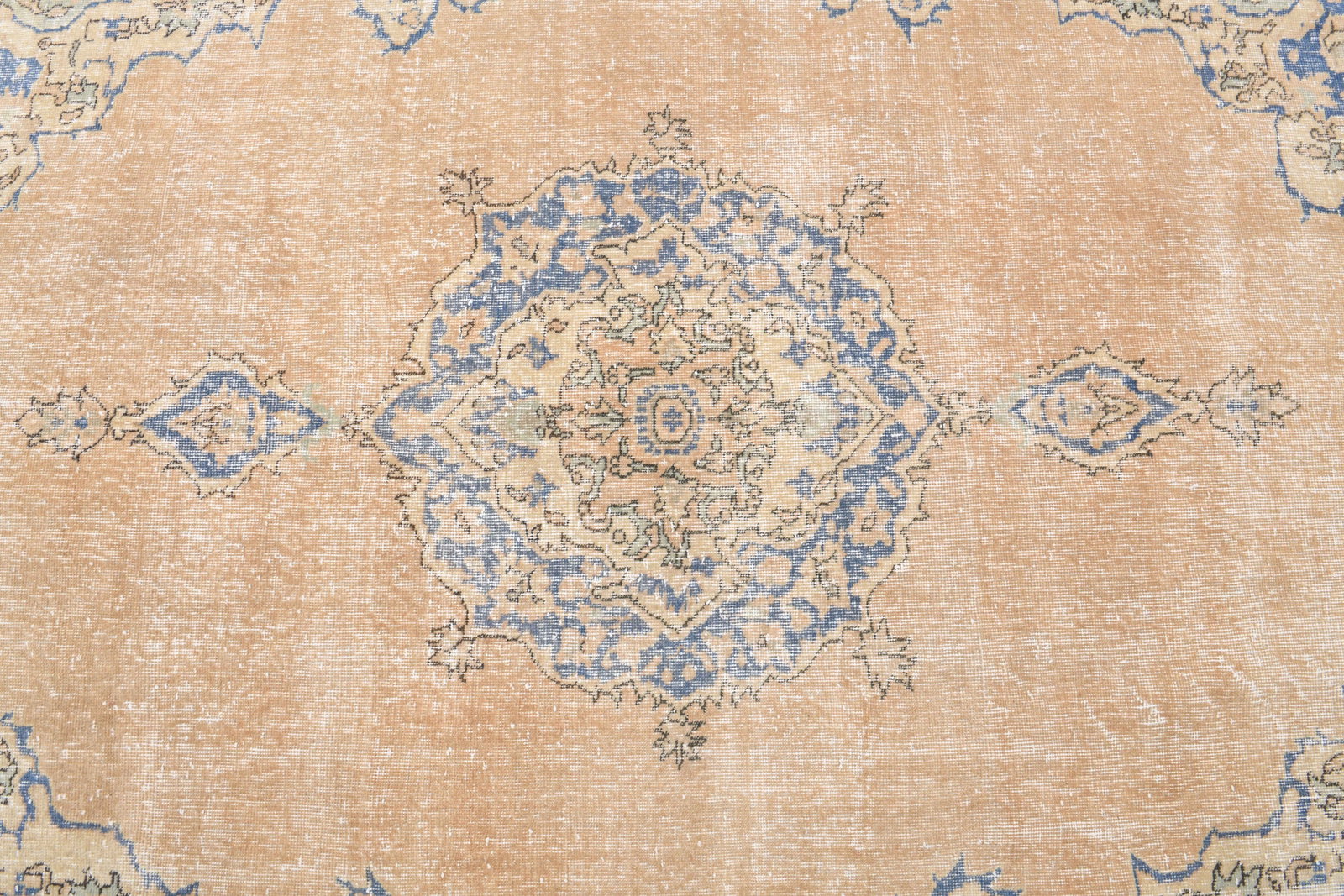 8x10 OVERSIZE AREA RUG - 4